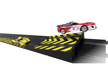 Rozšírení trati SCALEXTRIC C8194 - Jump and Side Swipe Accessory Pack